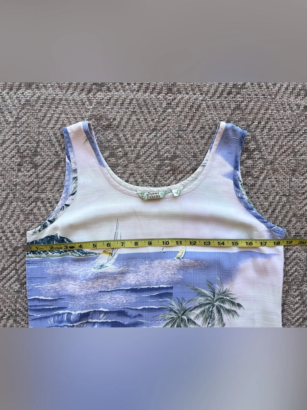 Tommy Bahama beautiful vintage